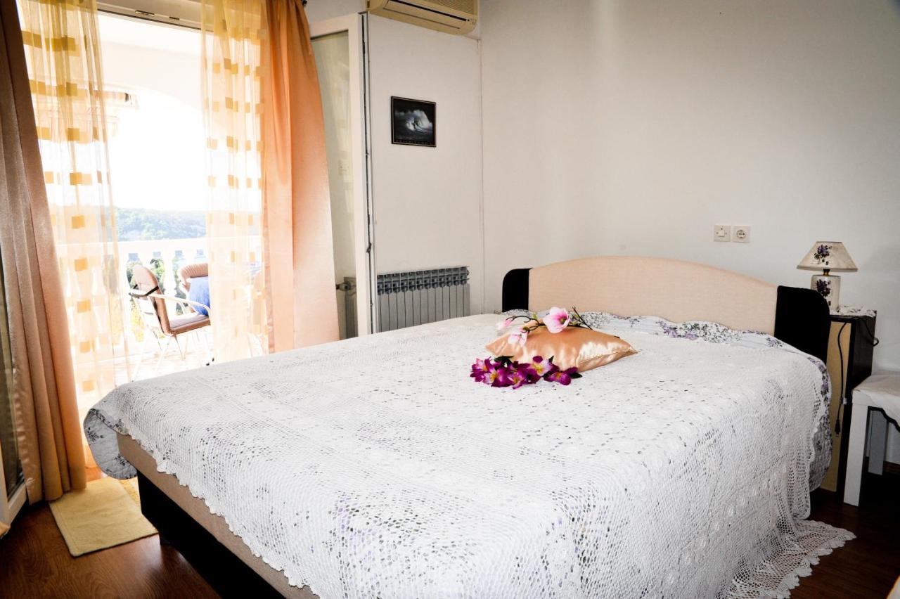 Apartments With A Parking Space Kampor, Rab - 14998 エクステリア 写真